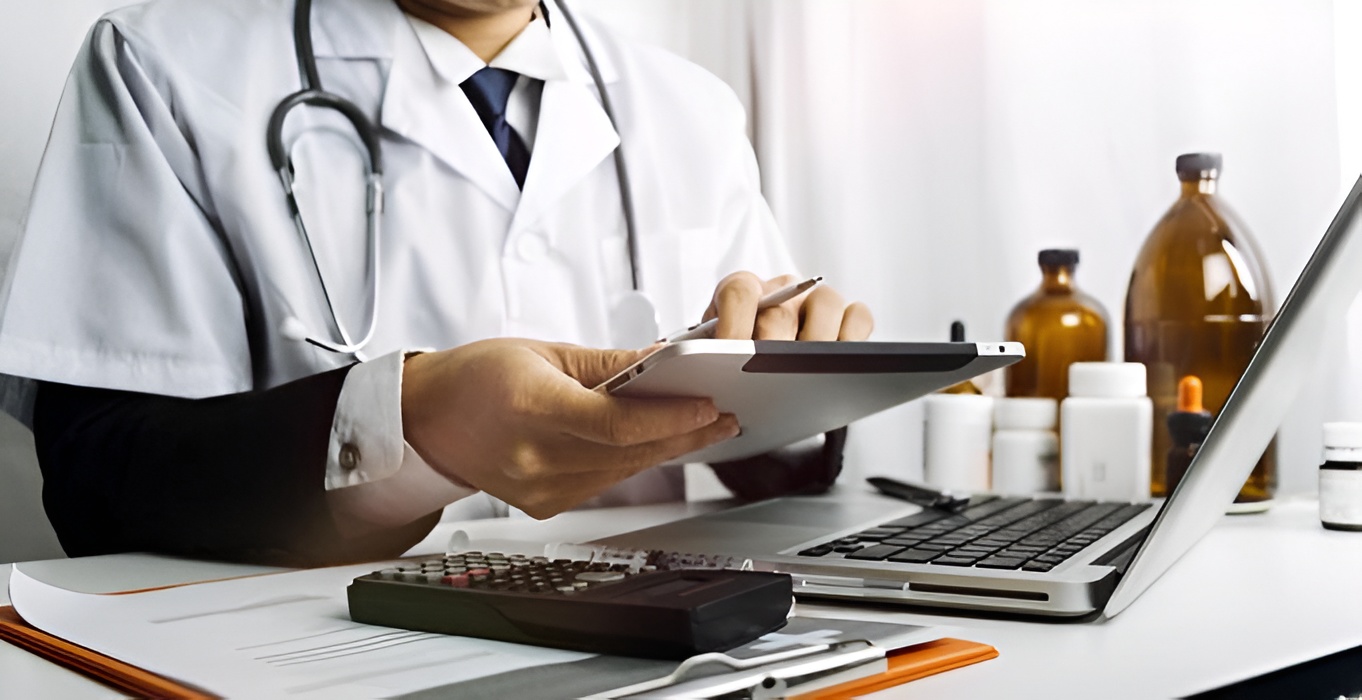 Doctor using Rhudesi